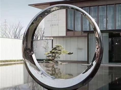 广东户内玻璃钢雕塑定做价格
