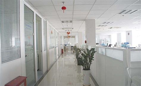 广州华铝幕墙装饰工程有限公司