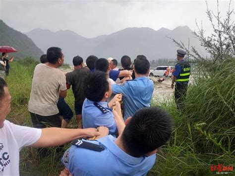 彭州14名游客被困