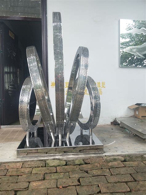 徐州不锈钢雕塑视频