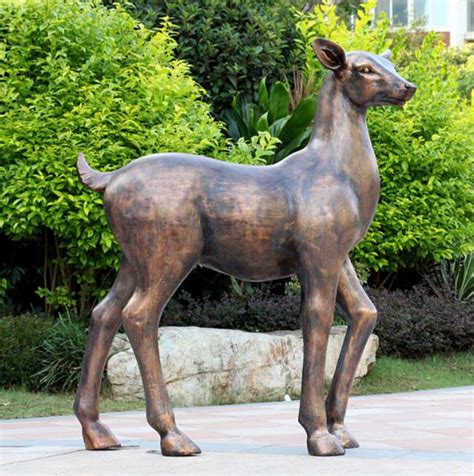 惠州玻璃钢动物雕塑手工制作