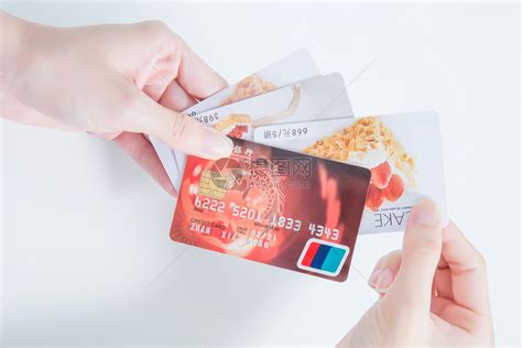 手持银行卡照片可以贷款
