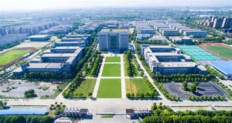 扬州工业职业技术学院有多少学生