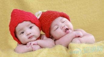 新生儿双胞胎取名女孩