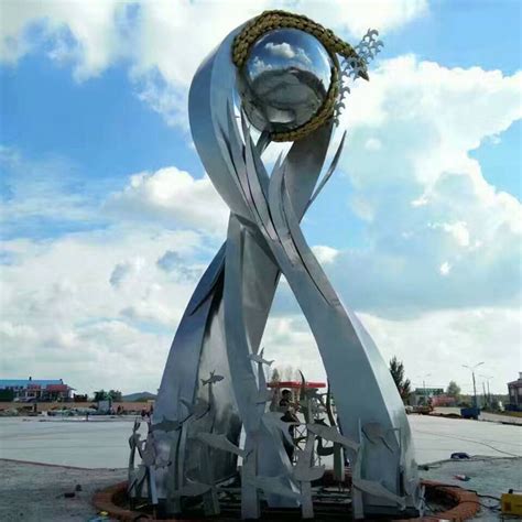 新疆不锈钢大型景观雕塑