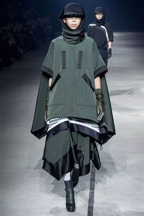 日本服装设计师的廓形