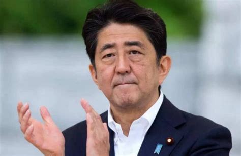 日本现在首相是谁