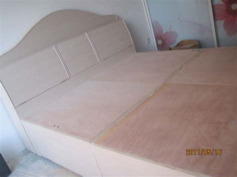 最新木工做的床头全图