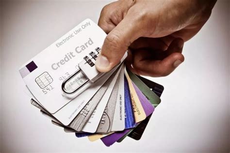有手机号和银行卡就能网贷了吗