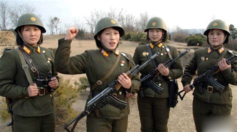 朝鲜女兵最近的新闻