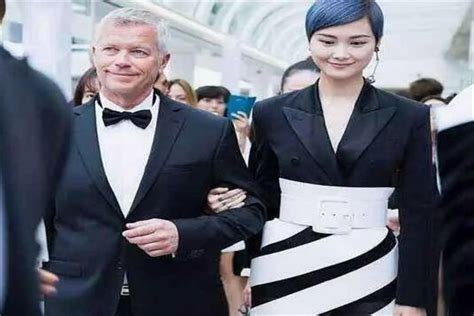 李宇春嫁78岁外国富翁婚礼是真的吗