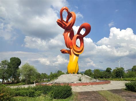 桂林大型不锈钢卡通雕塑厂家