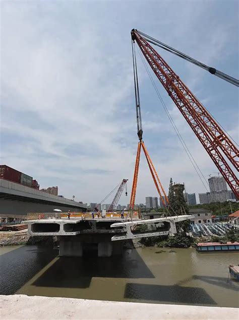 桥梁拆除施工视频