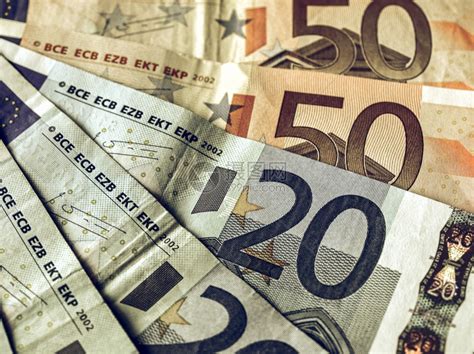 欧元现钞可以转账给别人吗