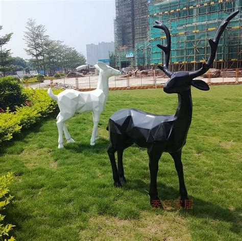 武汉动物雕塑玻璃钢工厂