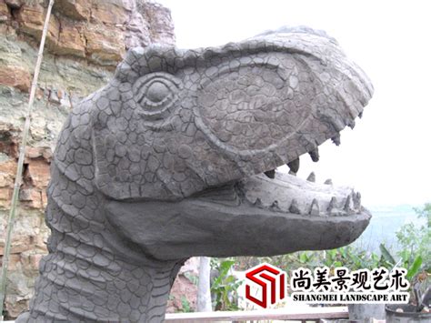 水泥恐龙雕塑