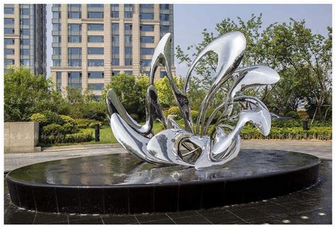 永城玻璃钢雕塑设计