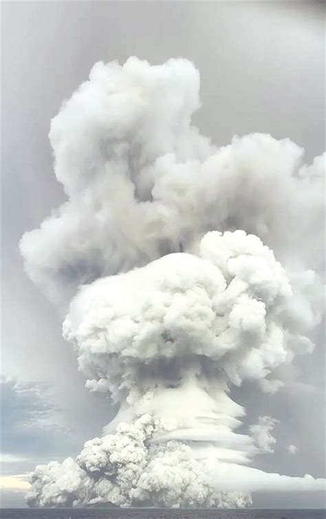 汤加火山喷发后死亡第一时间