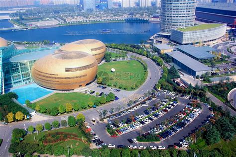 河南省新艺文化艺术中心