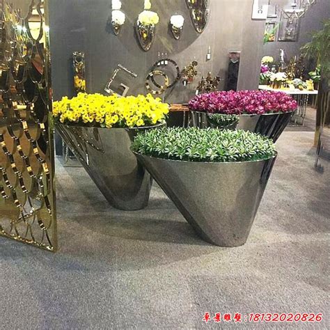 深圳大型不锈钢花盆