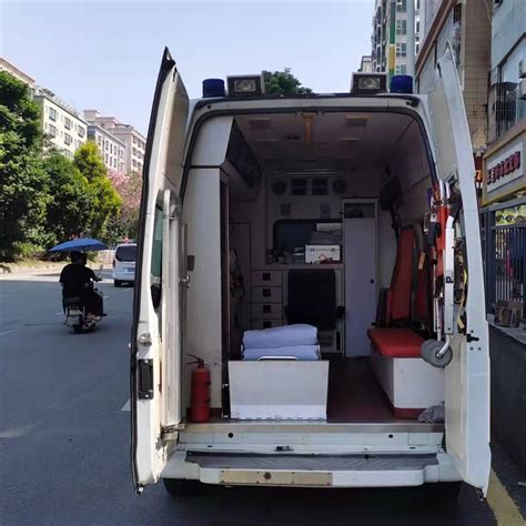 深圳广州120救护车租赁