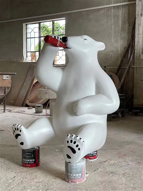 玻璃钢熊雕塑