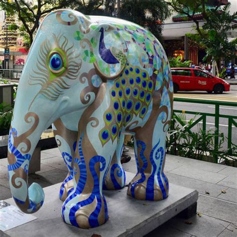 珠海玻璃钢彩绘大象雕塑