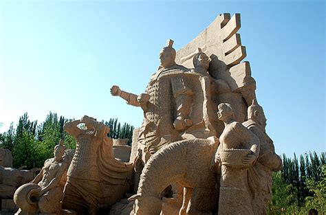 甘肃园林雕塑图片