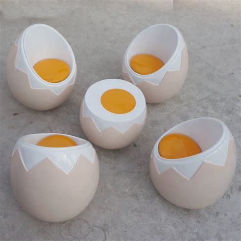 白色玻璃钢鸡蛋雕塑
