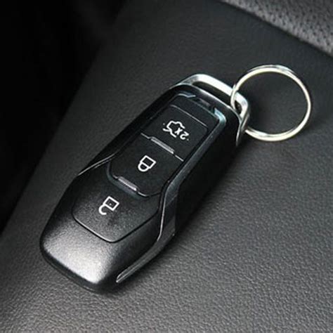 福特车钥匙配多少钱