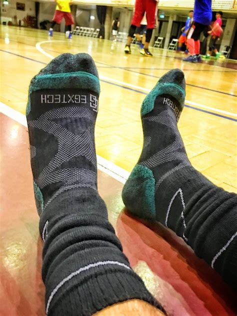 篮球专用袜子和绷带