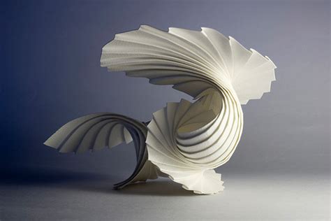 纸造型雕塑的制作方法
