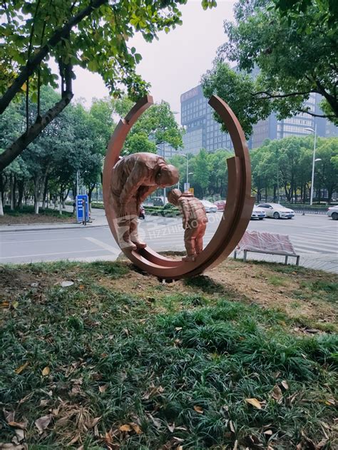 绍兴公园玻璃钢雕塑按需定制