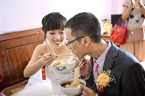 结婚为什么吃面条