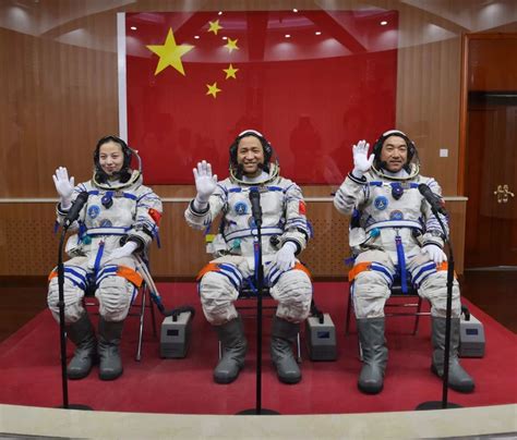 至今还没上天的中国航天员