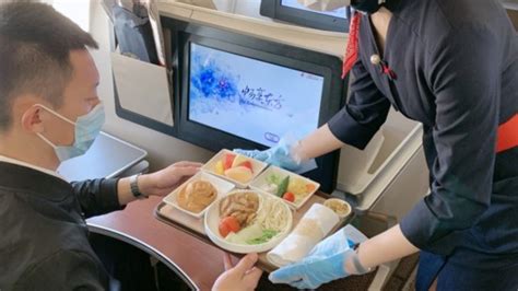 航班显示无餐食