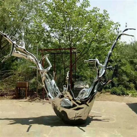 花园不锈钢抽象雕塑订做