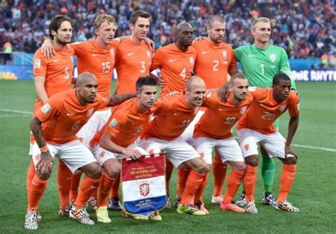 荷兰队公布世界杯大名单图片