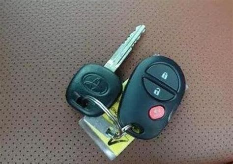 车钥匙丢了一把剩一把