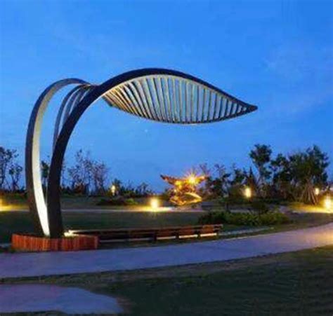 郴州玻璃钢公园雕塑价格表