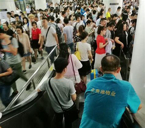 重庆地铁客流量最新
