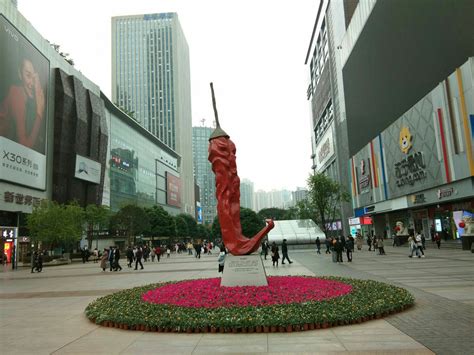 重庆步行街玻璃钢雕塑