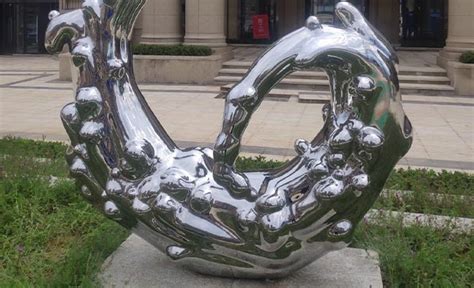重庆玻璃钢艺术雕塑