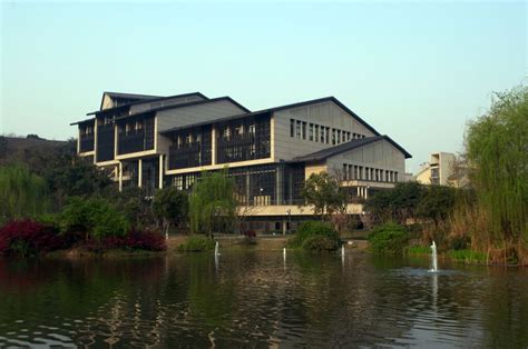 重庆理工大学 图书馆