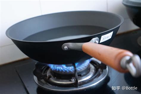 钢化玻璃锅能在火炉上烧饭吗