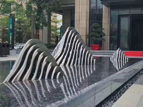 镇江不锈钢山水雕塑生产厂家