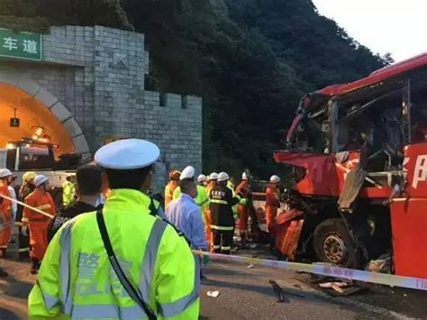 陕西发生36人死亡重大交通事故