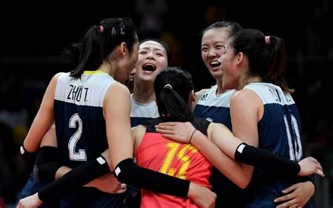 2016中国女排对阵巴西
