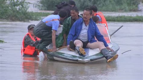 40个村民被洪水围困