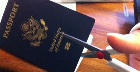 f1签证还需要老护照吗